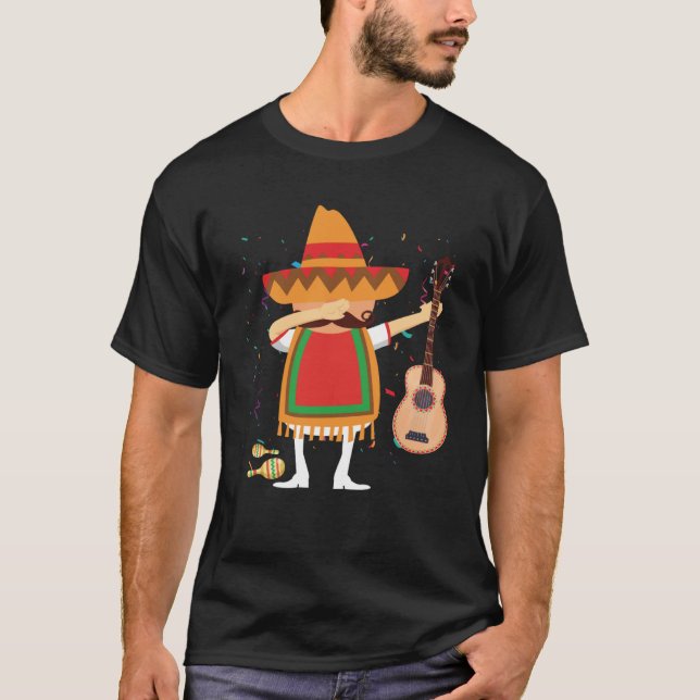 Camiseta Mariachi Poncho Cinco de Mayo Dab (Anverso)