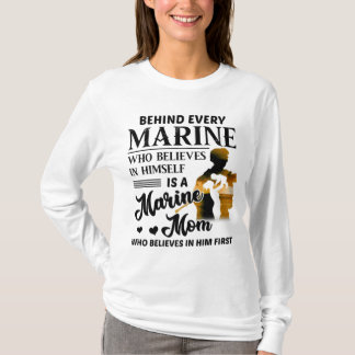 Camiseta Marine Que Se Cree A Sí Misma Es Una Madre Marina