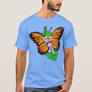 Camiseta Mariposa al tomar el sol con gafas de sol