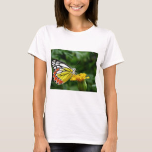 Camiseta Mariposa Amarilla y Roja en Flor Amarilla