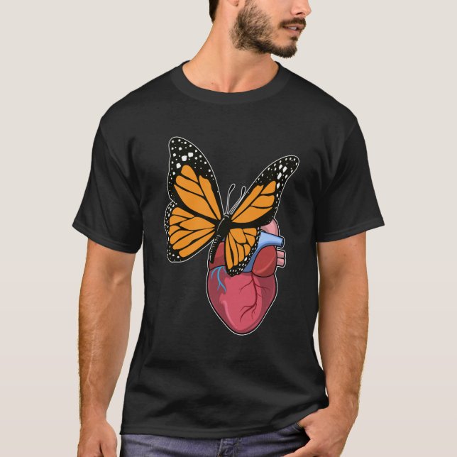 Camiseta Mariposa con corazón (Anverso)