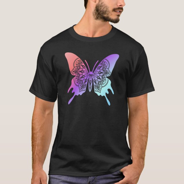 Camiseta Mariposa de Mandala colorida (Anverso)