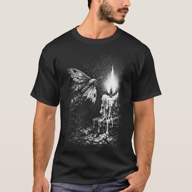 Camiseta Mariposa hacia la Llama — por BurnsInHell (Anverso)