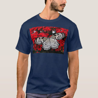 Camiseta Mariposa negra y blanca con flores rojas