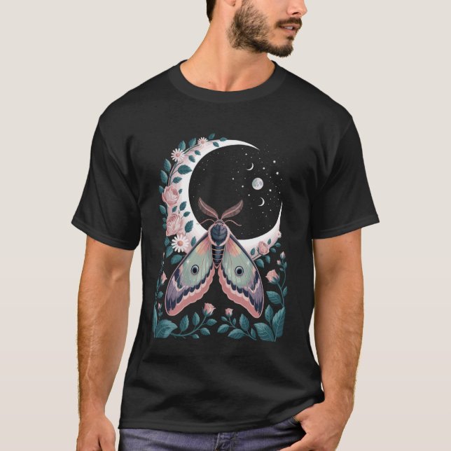 Camiseta Mariposa Polilla Celestial Etérea Flores Luna Esté (Anverso)