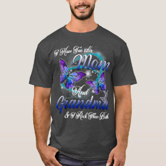 Camiseta Mariposa Tengo Dos Títulos Mamá Y Abuela