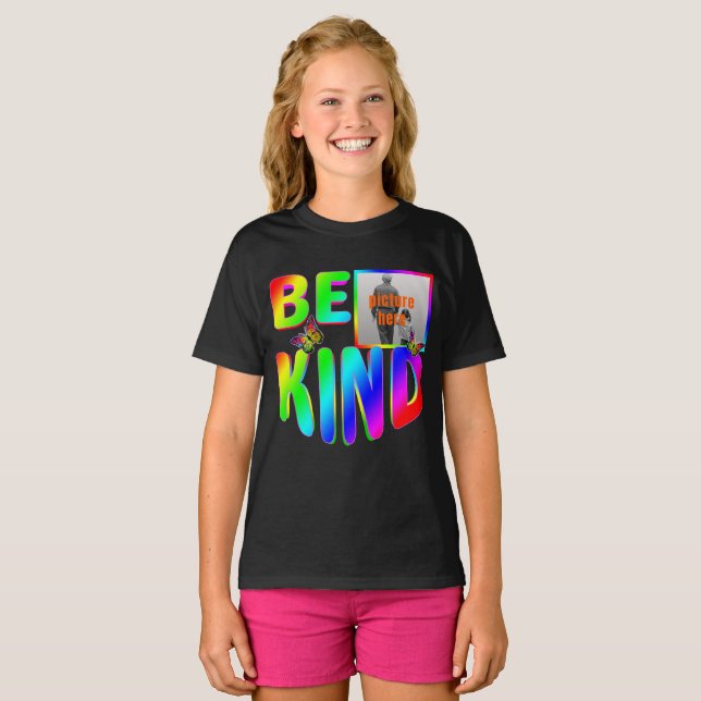 CAMISETA MARIPOSAS ARCOÍRIS COLORIDAS DE MODA PERSONALIZADA (Anverso completo)