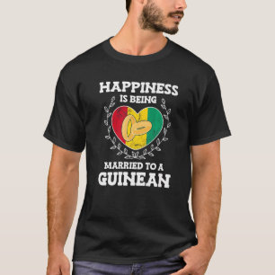 Camiseta Marriage Anniversary Married To A Guinean Wife Hus