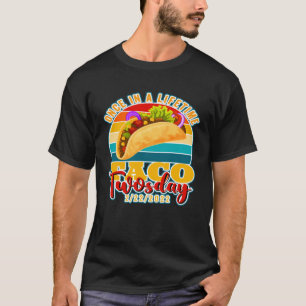 Camiseta Martes 22222 Todos los dos días del Taco de una ve