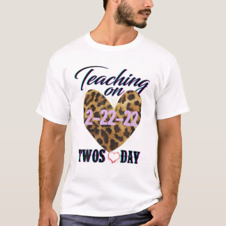 Camiseta Martes 22/22/2022 Martes Enseñanza En Tw
