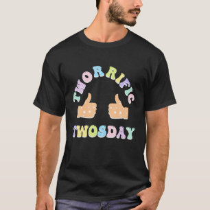 Camiseta Martes Espantoso Se Levantan Dos Tornillos Para El