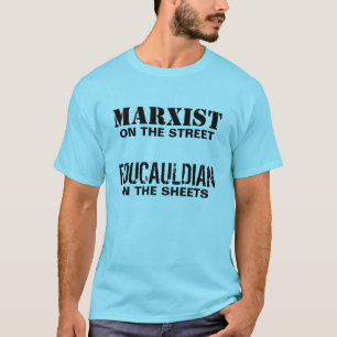 Camiseta Marxista en la calle/el Foucauldian en las hojas