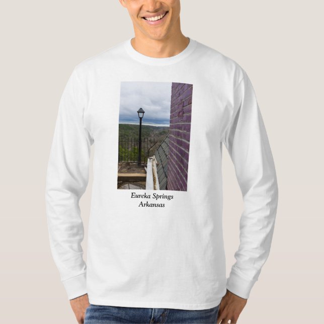 Camiseta Más allá del Creciente (Anverso)
