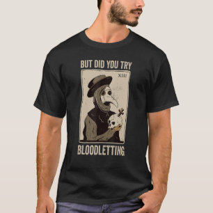 Camiseta Máscara de médico de la peste capa carta de tarot