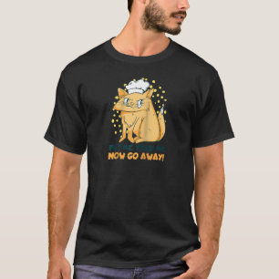 Camiseta Mascota Me Alimenta Ahora Vete De La Graciosa Dama