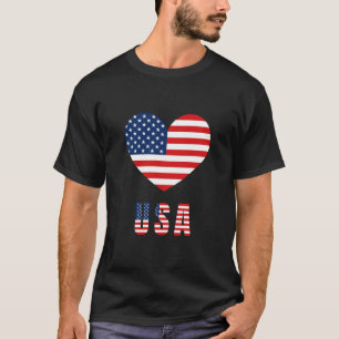 Camiseta masculina con diseño cardíaco con bandera