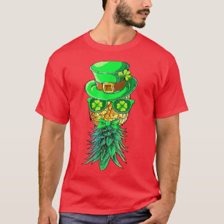 Camiseta Mask Swinger Upside Down Pineapple St Patrick's Da