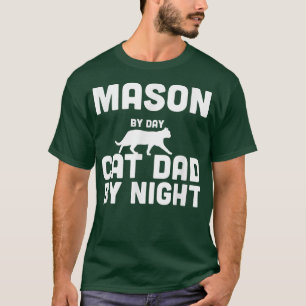 Camiseta Mason By Day Cat Dad By Night T Shirt
