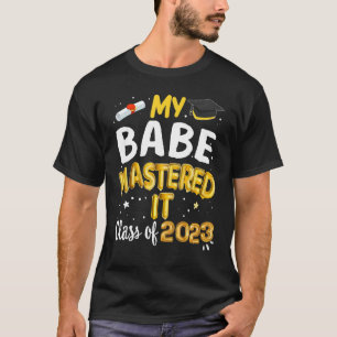 Camiseta Máster Graduación Mi bebé domina clase de TI de 20