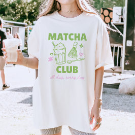 Camiseta Matcha Club Verde y Doodles Rosa Verano