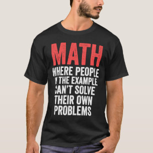 Camiseta matemáticas donde la gente del ejemplo hace matemá
