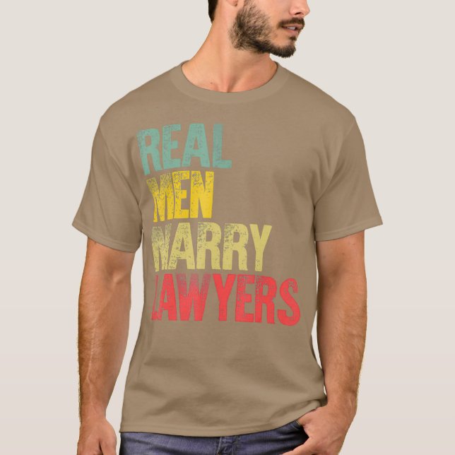 Camiseta Matrimonio gracioso Hombres de verdad se casan con (Anverso)