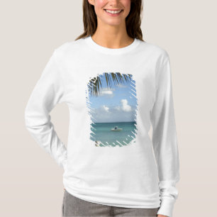 Camiseta Mauricio, Grand Baie. Barcos anclados en la