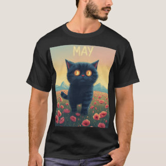 Camiseta May Dreamwalk – Gato Gigante en el Campo de Amapol