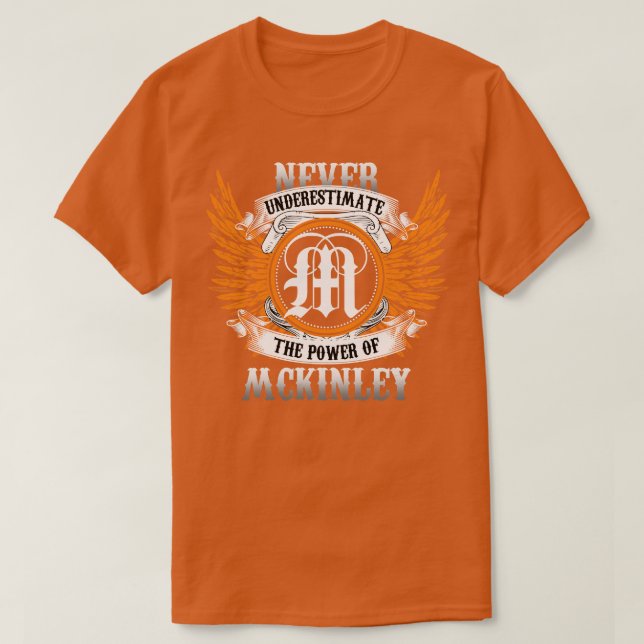 Camiseta Mckinley Name Shirt Nunca Subestima El Poder (Diseño del anverso)
