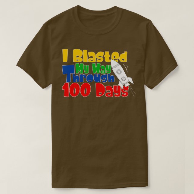 Camiseta Me abrasé camino a través de 100 días divertidos (Diseño del anverso)