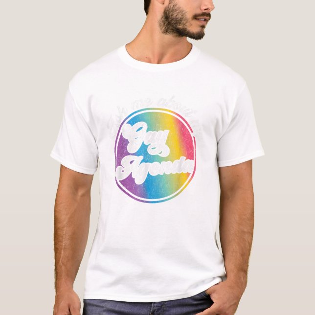 Camiseta Me Acerca De Mi Agenda Gay Graciosa (Anverso)