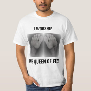 CAMISETA ME ADORNO LA REINA DE LOS PIES