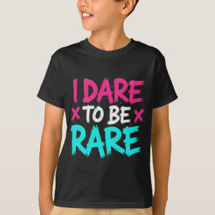 Camiseta Me atrevo a ser una rara cita motivacional y de em