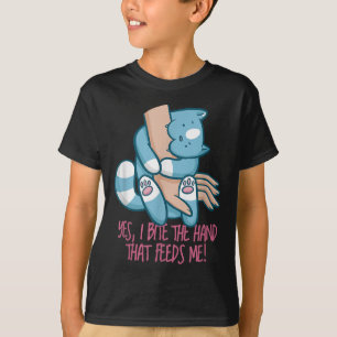 Camiseta Me Bordé La Mano Que Me Alimentaba _ Cita Graciosa
