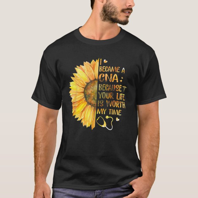Camiseta Me Convertí En Un CNA Porque Tu Vida Vale Mi Tiemp (Anverso)