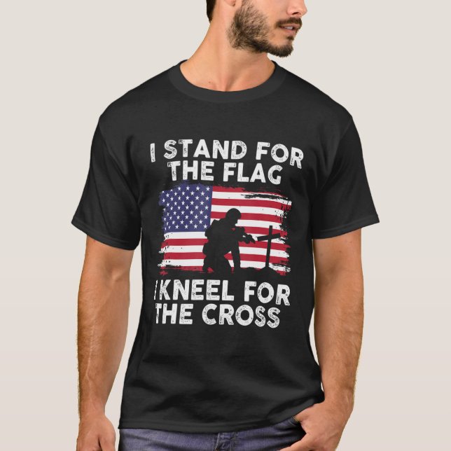 Camiseta Me Defiendo Al Día De La Bandera Que Nunca Olvidé  (Anverso)