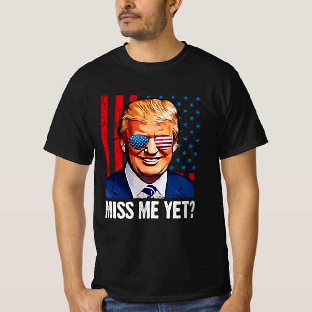 Camiseta Me echo de menos aún Trump 2024 anti Biden (Anverso)