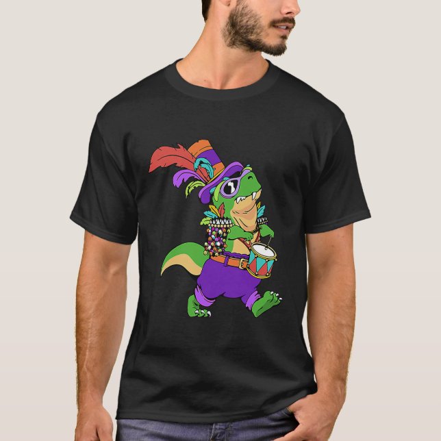 Camiseta Me encanta celebrar el mardi gras marchando dinosa (Anverso)