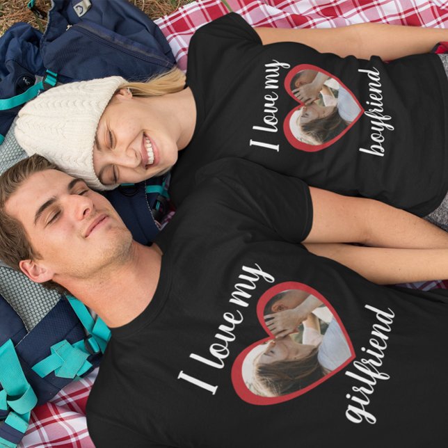 Camiseta Me encanta el corazón mi novia personalizado foto  (Subido por el creador)