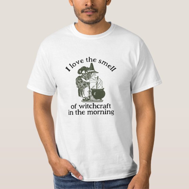 Camiseta Me encanta el olor de la brujería (Anverso)