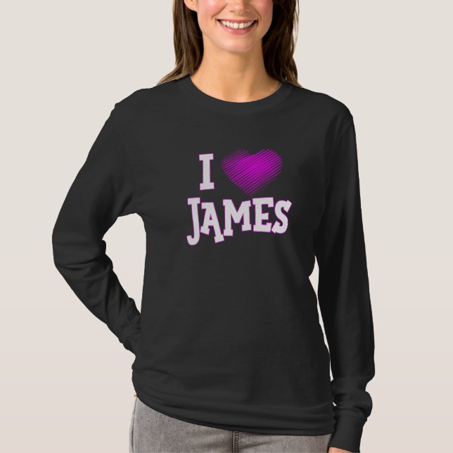 Camiseta Me encanta James Boyfriend Husband Son Dad Pink He (Anverso)
