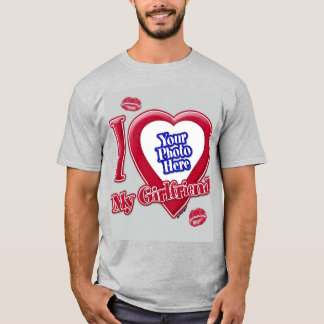 Camiseta Me encanta la foto de mi novia "Red Heart Kiss Gra