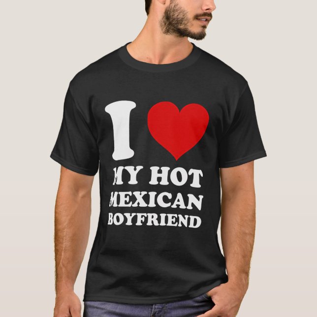 Camiseta Me Encanta Mi Amigo Caliente Mexicano Que Corazón  (Anverso)