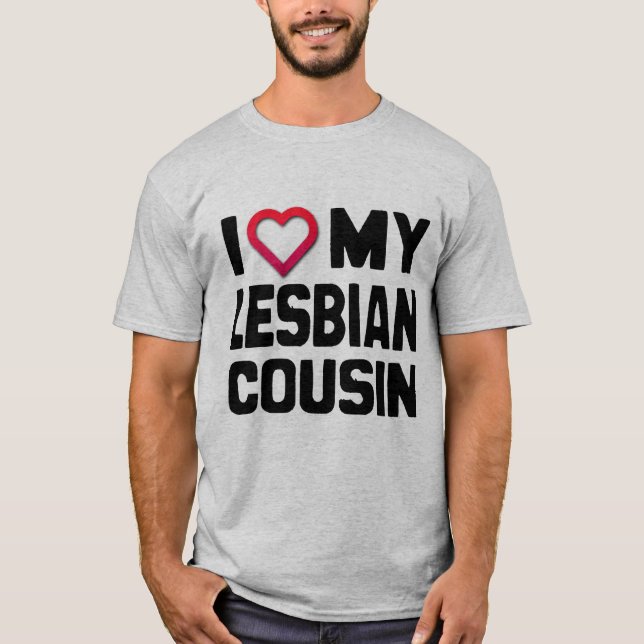 CAMISETA ME ENCANTA MI PRIMA LESBIANA - (Anverso)