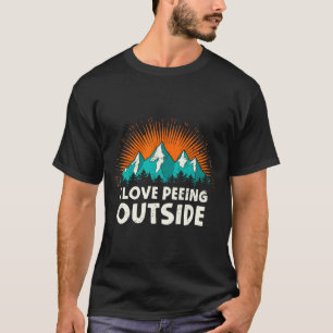 Camiseta Me encanta orinar fuera del humor de camping en la