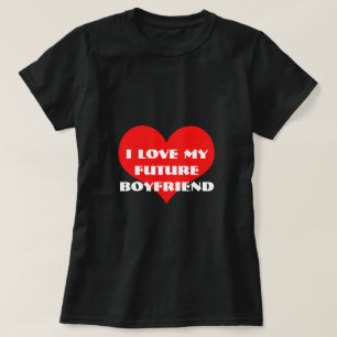 Camiseta Me Encanta Que Mi Futuro Novio Sea Rojo Y Negro