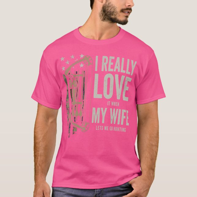 Camiseta Me Encanta Realmente Mi Esposa Caza De Caza De Caz (Anverso)