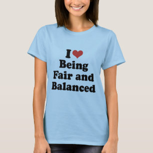 Camiseta ME ENCANTA SER JUSTO Y EQUILIBRADO - .png