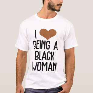Camiseta Me encanta ser una mujer negra con el corazón marr