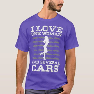 Camiseta Me encanta una mujer y varios coches Classic TShir